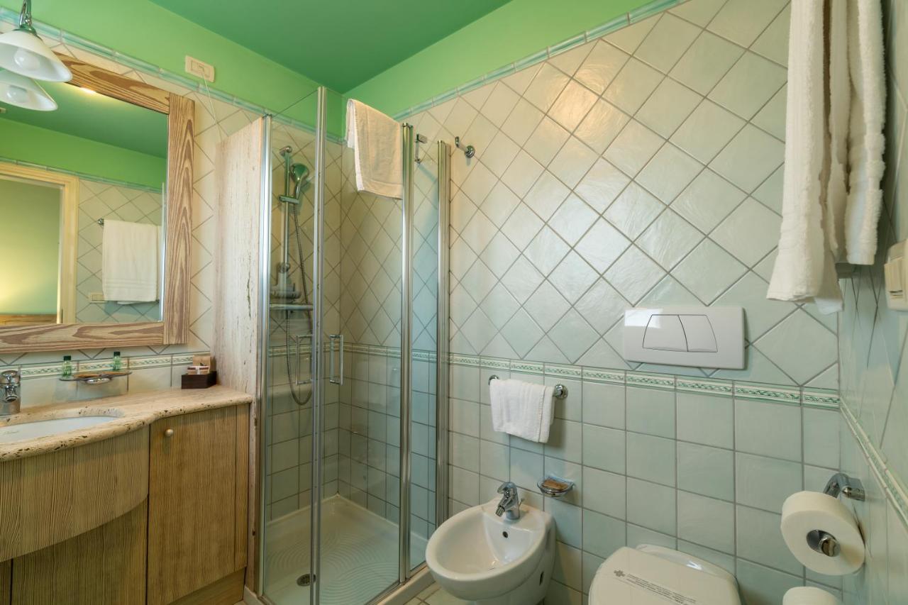 Accademia Vine Lodge Каприва-дель-Фриули Экстерьер фото